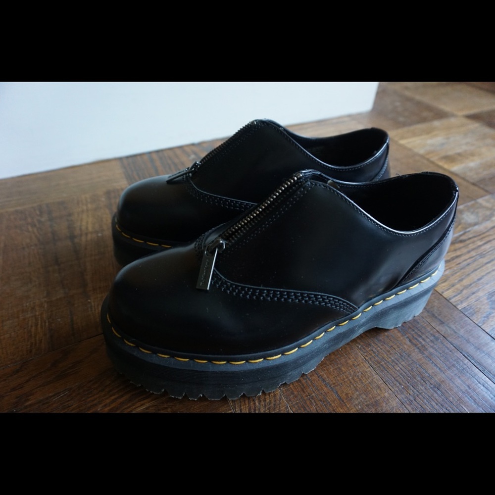 Dr. Martens men’s shoe